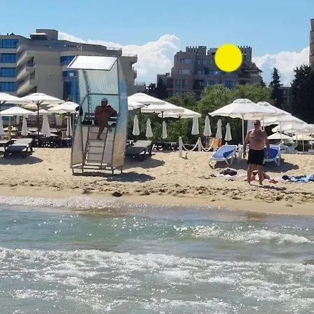 Апартамент Private Sea-b *